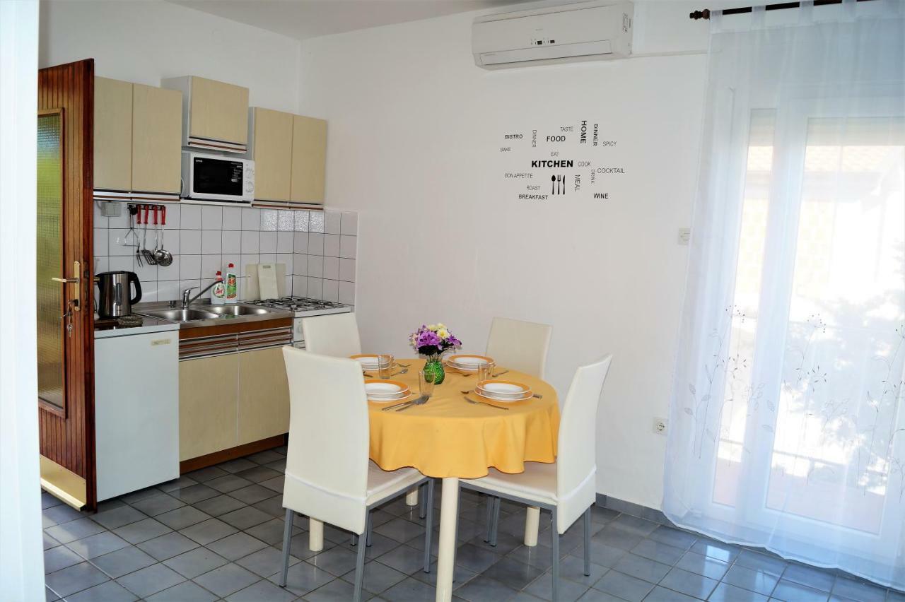 Apartment Nataly ดรามัลย์ ภายนอก รูปภาพ